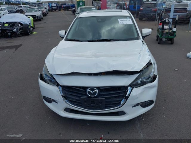 3MZBN1V38JM251444 Mazda Mazda3 Touring
