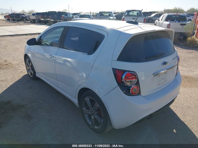 Chevrolet Sonic Rs 2015 1G1JG6SB2F4167617 Image 3