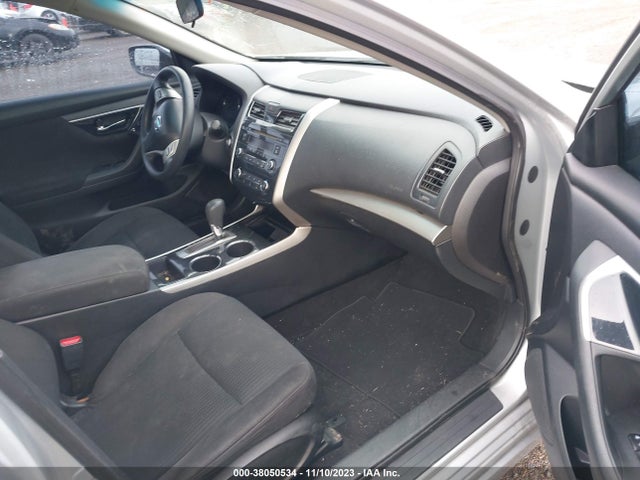 2014 NISSAN ALTIMA 2.5 S VIN: 1N4AL3AP2EN211211