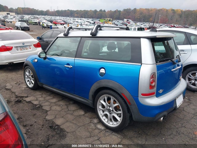 2011 MINI COOPER CLUBMAN WMWZG3C54BTY35125 Photo 2