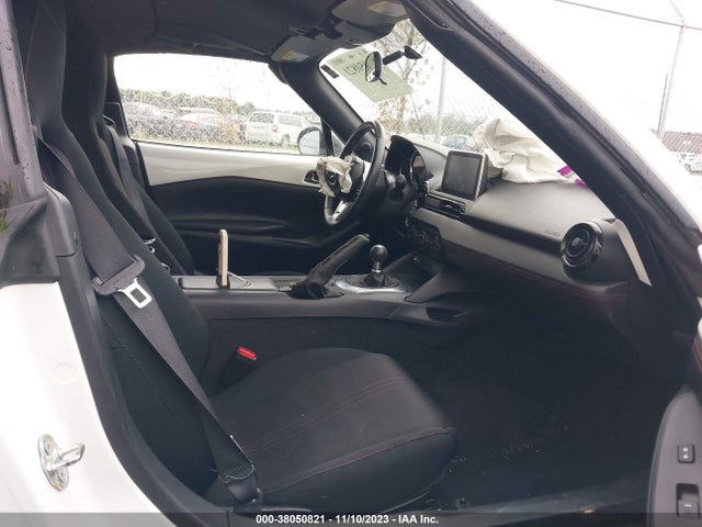 2017 MAZDA MX-5 MIATA RF CLUB VIN: JM1NDAL78H0103266