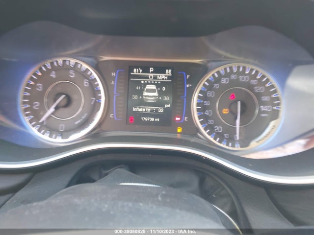 Chrysler 200 Limited 2016 1C3CCCAB9GN133606 Image 7