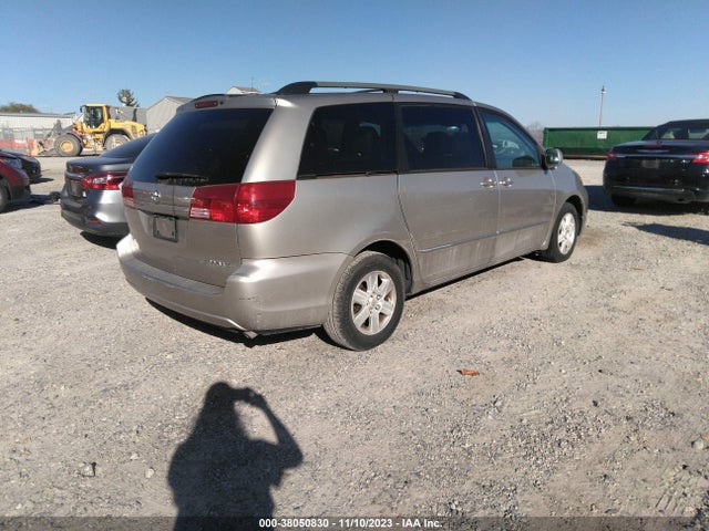 2004 TOYOTA SIENNA XLE VIN: 5TDZA22C64S209995