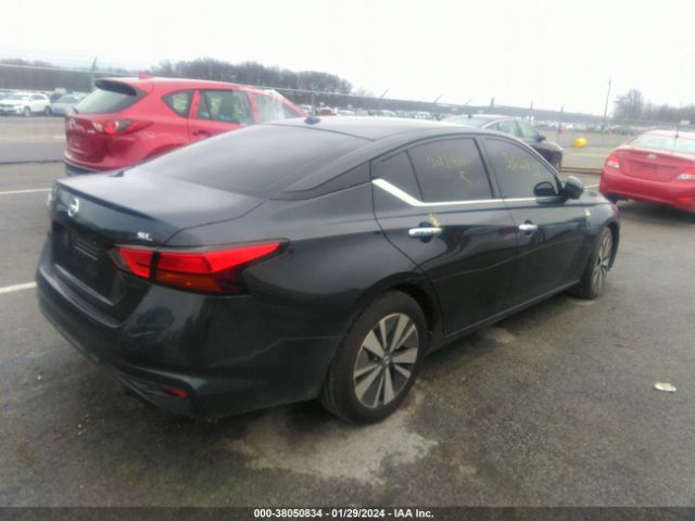1N4BL4EV2KC248401 Nissan Altima 2.5 Sl