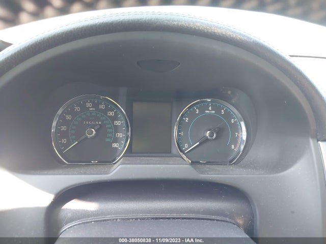 2013 JAGUAR XF SAJWA0E70D8S96806 Photo 6
