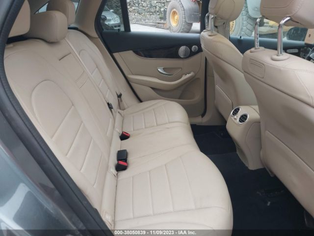 WDC0G4KB7KV165657 Mercedes-Benz Glc 300 4matic