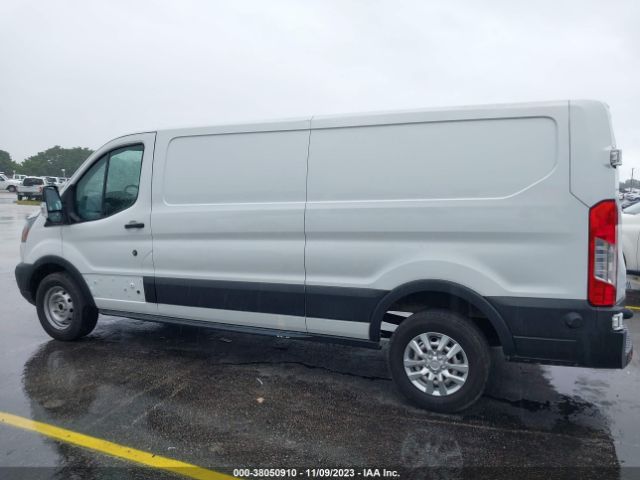 1FTBW2ZG8HKA70610 Ford Transit-350