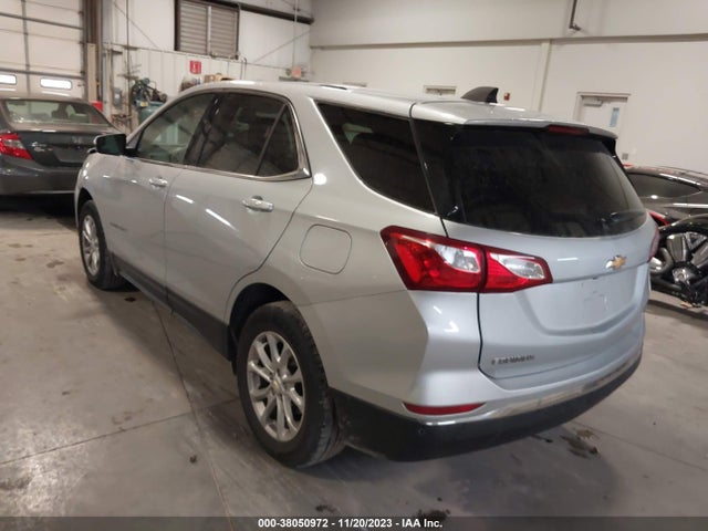 2GNAXJEV5J6321221 Chevrolet EQUINOX LT