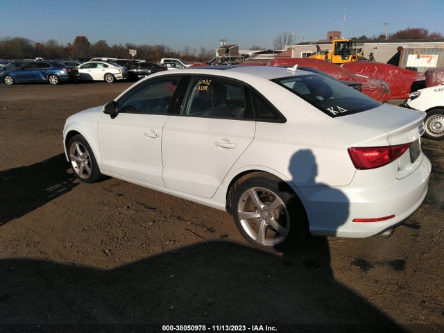 Audi A3 2.0t Premium 2015 WAUBFGFF5F1101353 Image 3