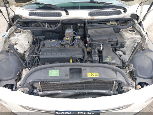 2006 MINI COOPER WMWRF33536TF64800 Photo 9