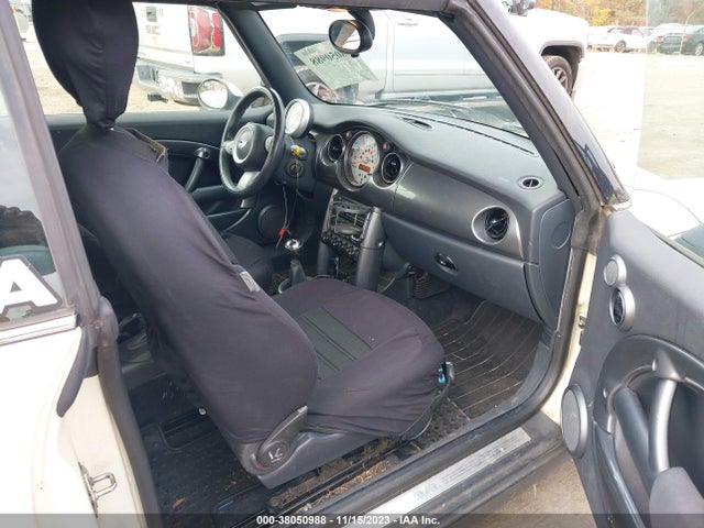 2006 MINI COOPER WMWRF33536TF64800 Photo 4