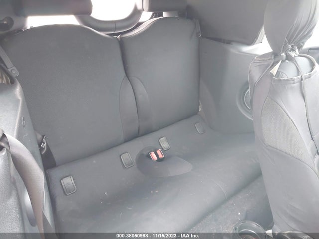 2006 MINI COOPER WMWRF33536TF64800 Photo 7