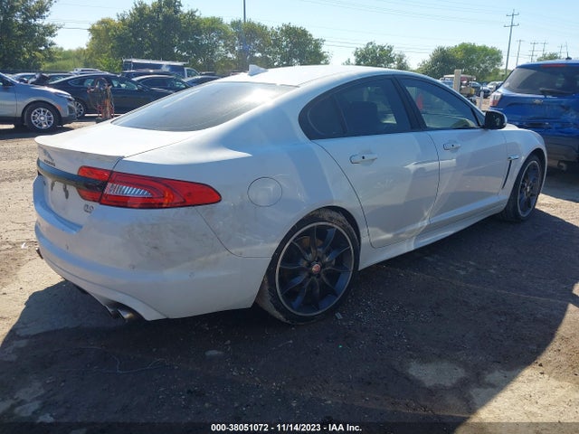 2015 JAGUAR XF SAJWJ0FF7F8U76521 Photo 3