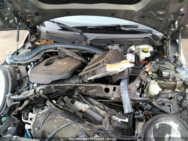 2017 MINI CONVERTIBLE WMWWG9C39H3A92848 Photo 9