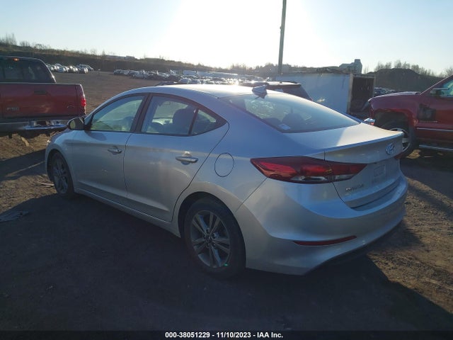 2018 HYUNDAI ELANTRA SEL VIN: 5NPD84LF3JH240021