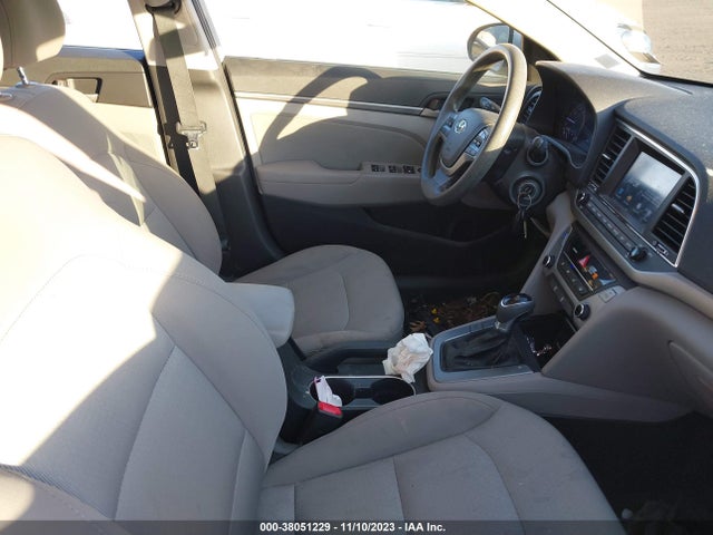 2018 HYUNDAI ELANTRA SEL VIN: 5NPD84LF3JH240021
