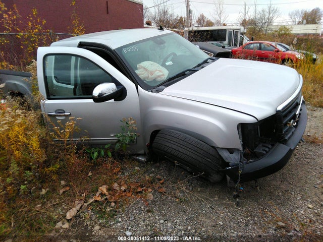 2010 GMC SIERRA 1500 SLE VIN: 1GTSKVE38AZ193255