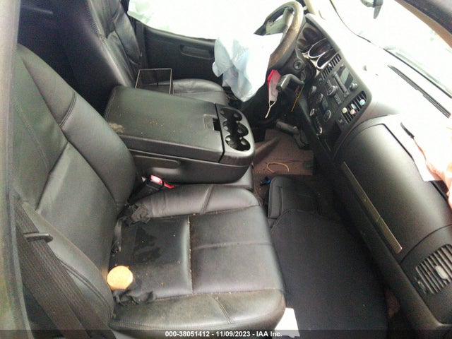 2010 GMC SIERRA 1500 SLE VIN: 1GTSKVE38AZ193255