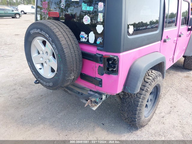 1C4BJWDGXJL814835 Jeep Wrangler Jk Unlimited Sport S 4x4
