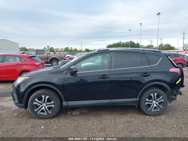 2017 TOYOTA RAV4 LE VIN: 2T3ZFREV5HW373072
