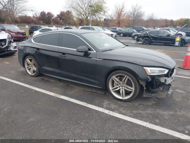 2019 Audi A5 45 Premium მანქანა იყიდება აუქციონზე, vin: WAUENCF59KA027025, აუქციონის ნომერი: 38051822