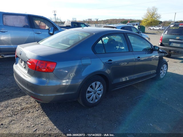 3VW1K7AJ9EM331580 Volkswagen Jetta 2.0l S