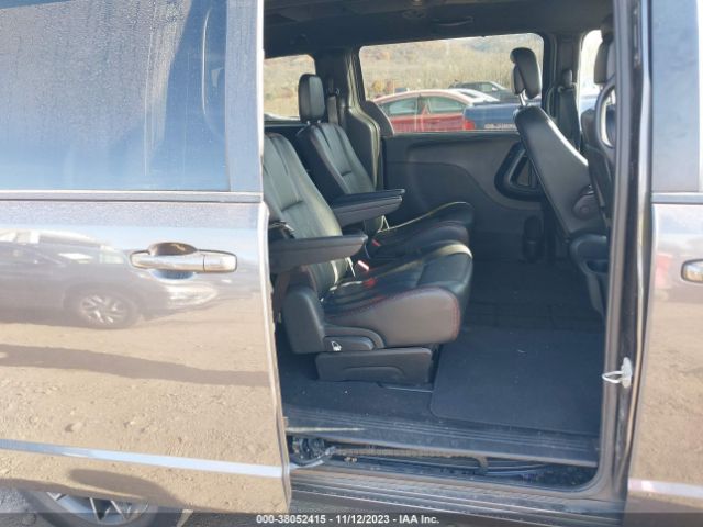 2C4RDGEG0JR223639 Dodge Grand Caravan Gt