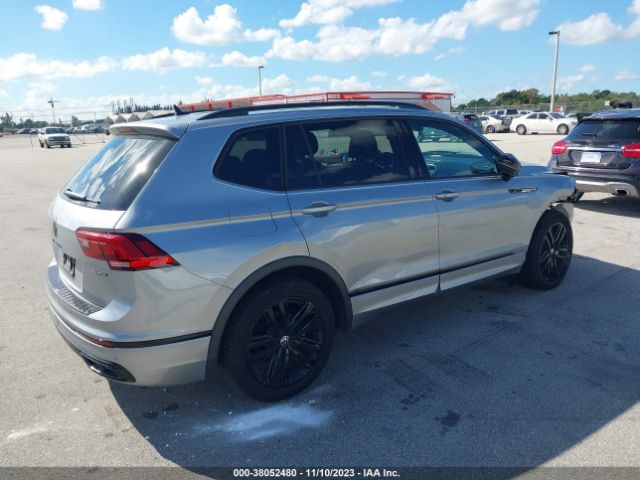 3VV8B7AX8NM140238 Volkswagen Tiguan 2.0t Se R-line Black