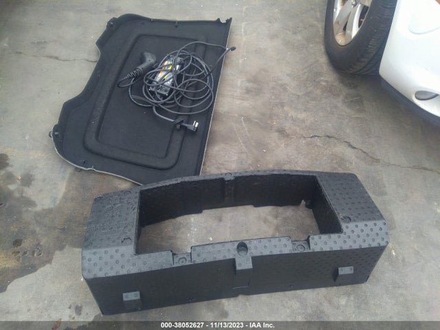 Ford FOCUS ELECTRIC 2015 1FADP3R46FL234063 Image 12