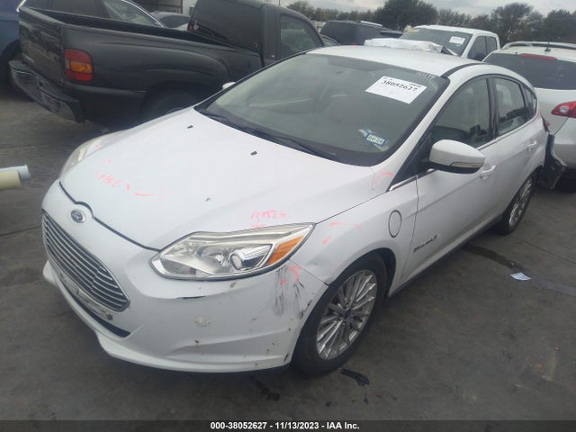Ford FOCUS ELECTRIC 2015 1FADP3R46FL234063 Image 2