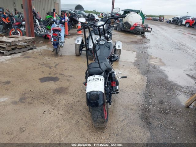 2016 HARLEY-DAVIDSON FXDL 1HD1GNM14GC314144 Photo 5