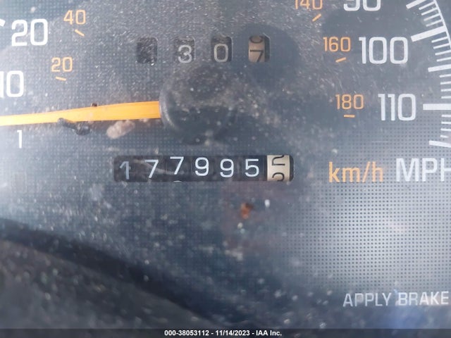 1997 PONTIAC GRAND PRIX SE VIN: 1G2WJ52K3VF239652