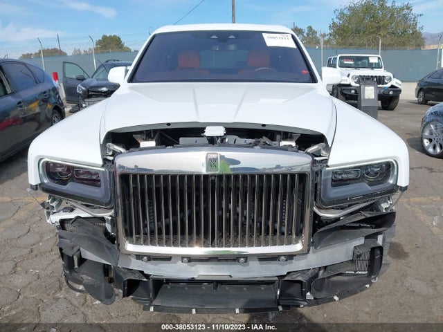 SLATV4C07LU201951 Rolls-Royce Cullinan Cullinan