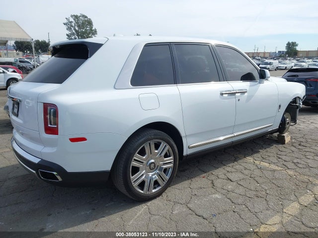 SLATV4C07LU201951 Rolls-Royce Cullinan Cullinan