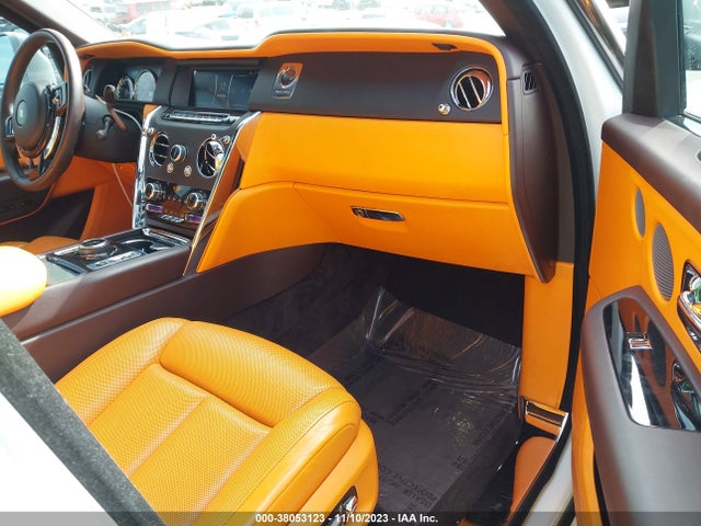 SLATV4C07LU201951 Rolls-Royce Cullinan Cullinan