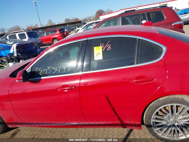 ZARFAEEN8J7565040 Alfa Romeo Giulia Ti Lusso Awd