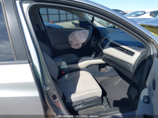 3CZRU6H36JG703137 Honda HR-V LX