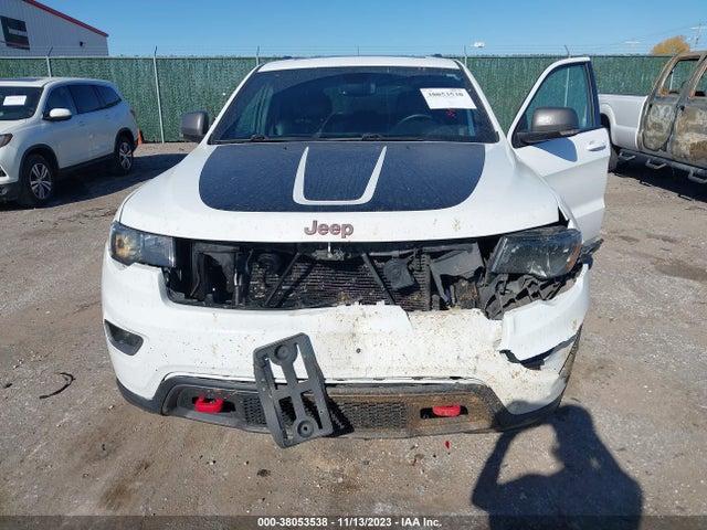1C4RJFLG4MC628082 Jeep Grand Cherokee Trailhawk 4x4