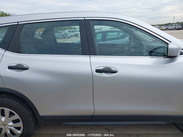 2018 NISSAN ROGUE S VIN: KNMAT2MV6JP563883
