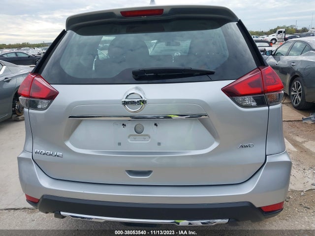 2018 NISSAN ROGUE S VIN: KNMAT2MV6JP563883
