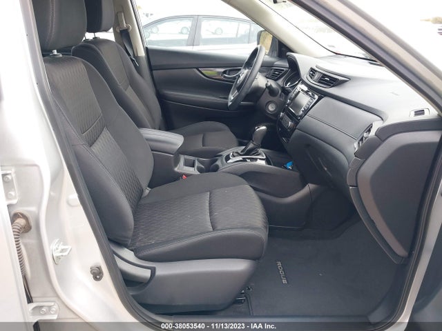 2018 NISSAN ROGUE S VIN: KNMAT2MV6JP563883