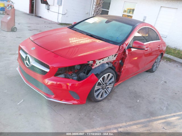 WDDSJ4GB4KN698791 Mercedes-Benz CLA 250 4MATIC