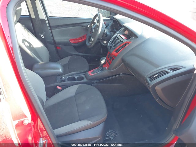 2014 FORD FOCUS SE VIN: 1FADP3K26EL174003