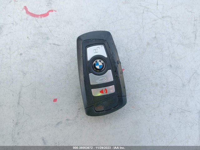 BMW 320i Xdrive 2016 WBA8E5G5XGNT41726 Image 11
