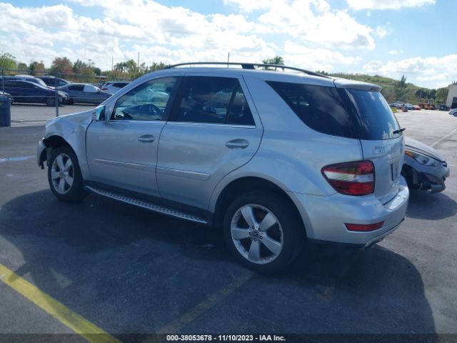 2011 MERCEDES-BENZ M-CLASS 4JGBB8GB8BA714119 Photo 2