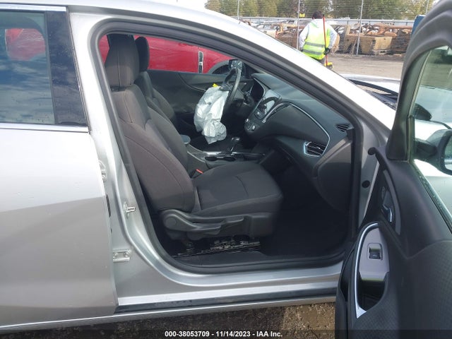 Chevrolet MALIBU LT 2018 1G1ZD5ST5JF212237 Image 5