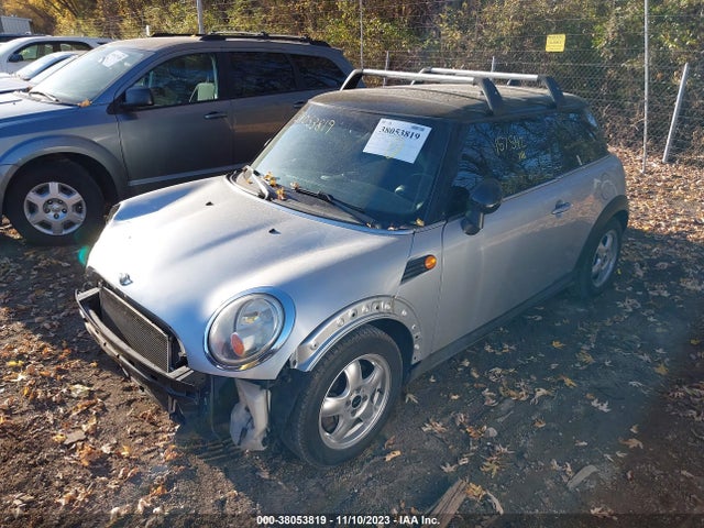 2007 MINI COOPER WMWMF33567TL67631 Photo 1