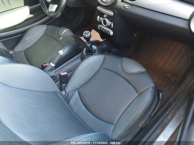 2007 MINI COOPER WMWMF33567TL67631 Photo 4