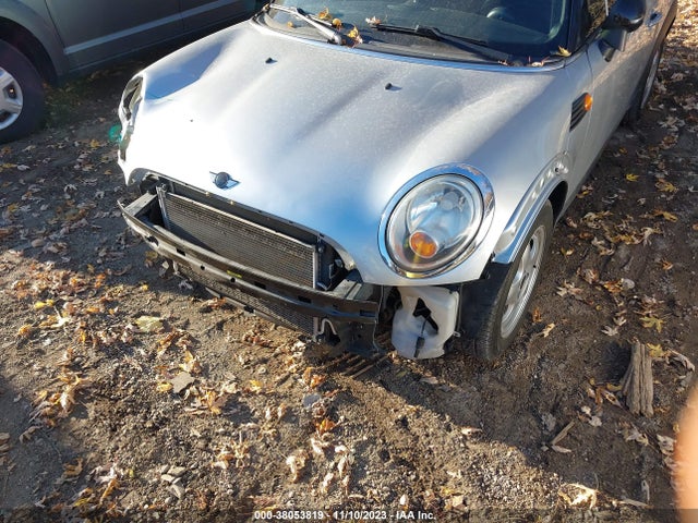 2007 MINI COOPER WMWMF33567TL67631 Photo 5