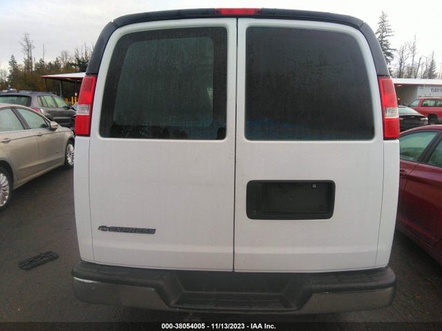 Chevrolet EXPRESS CARGO VAN 2017 1GCWGBFF3H1330234 Image 16